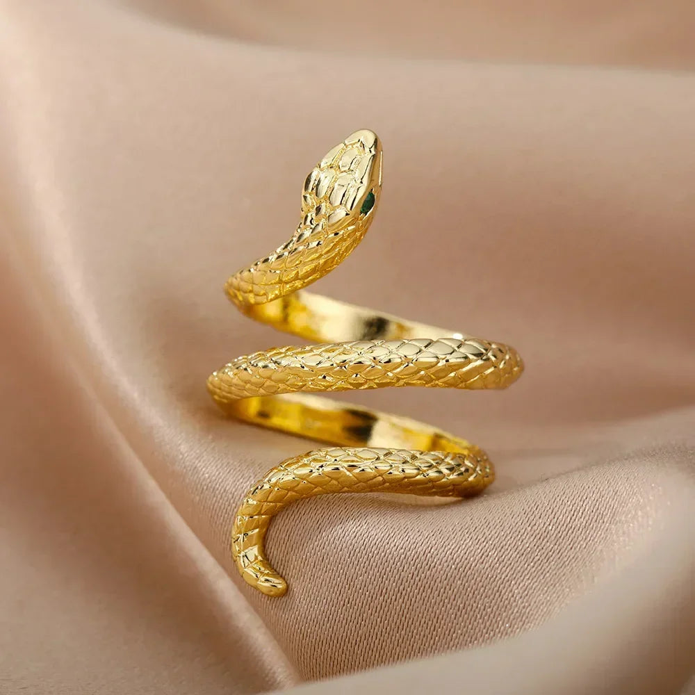 Gold Heart Ring